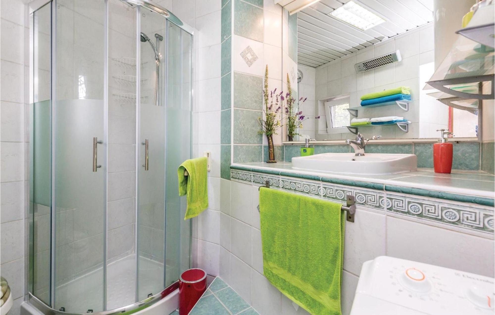 Gorgeous Apartment In Rijeka With House Sea View Eksteriør billede