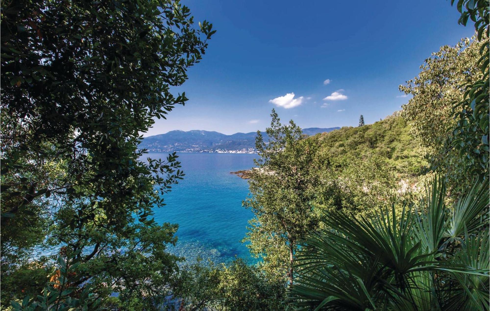 Gorgeous Apartment In Rijeka With House Sea View Eksteriør billede