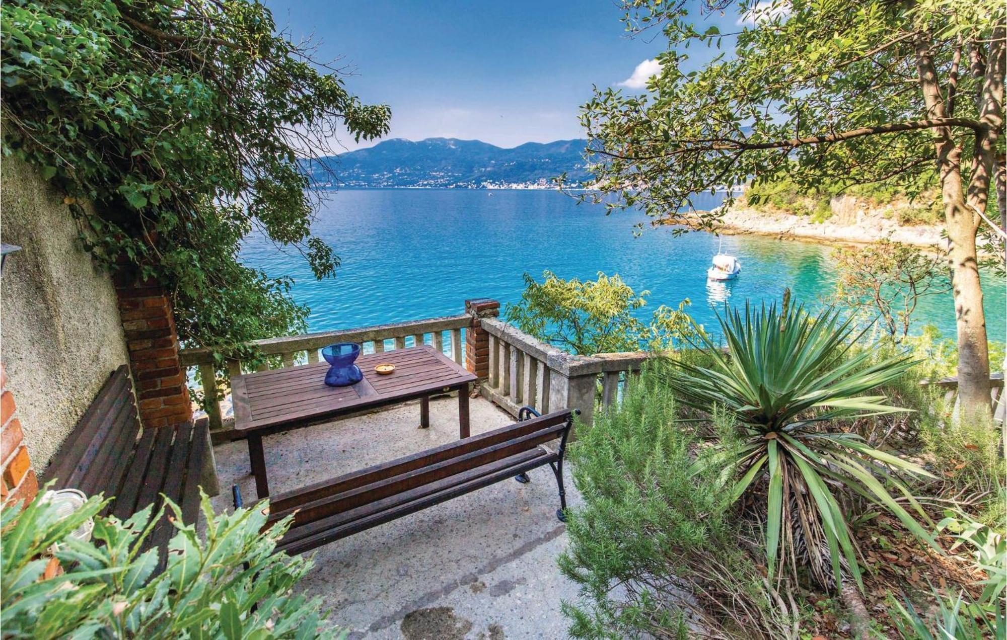 Gorgeous Apartment In Rijeka With House Sea View Eksteriør billede