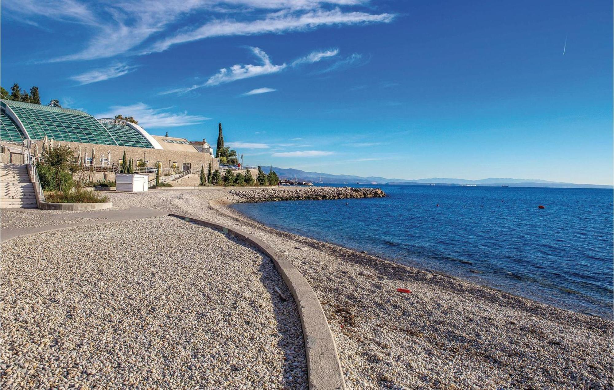 Gorgeous Apartment In Rijeka With House Sea View Eksteriør billede
